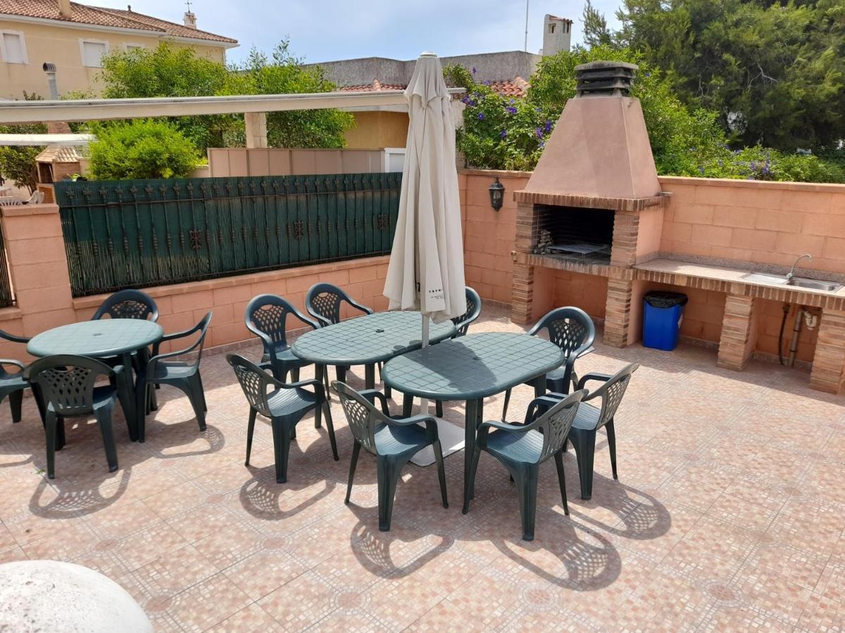 Chalet Muy Cerca De La Playa Con Piscina Privada Dehesa de Campoamor  Exterior foto